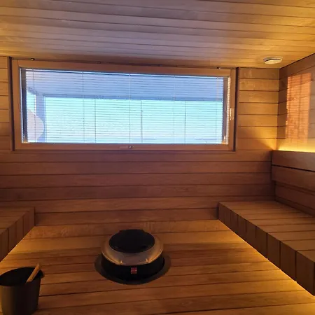 Huvilat Beautiful House In The Immediate Vicinity Of The Sea